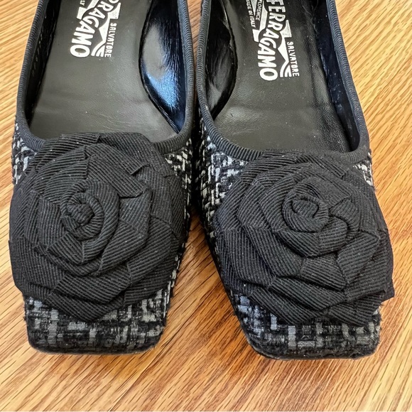 Ferragamo Boucle Kitten Square Toe Heels Floral Grosgrain Rosette Bow Detail 7 B - Picture 6 of 10